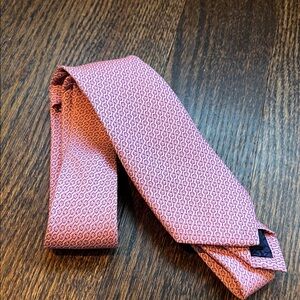 Vineyard Vines Pink lacrosse pattern Kids Tie